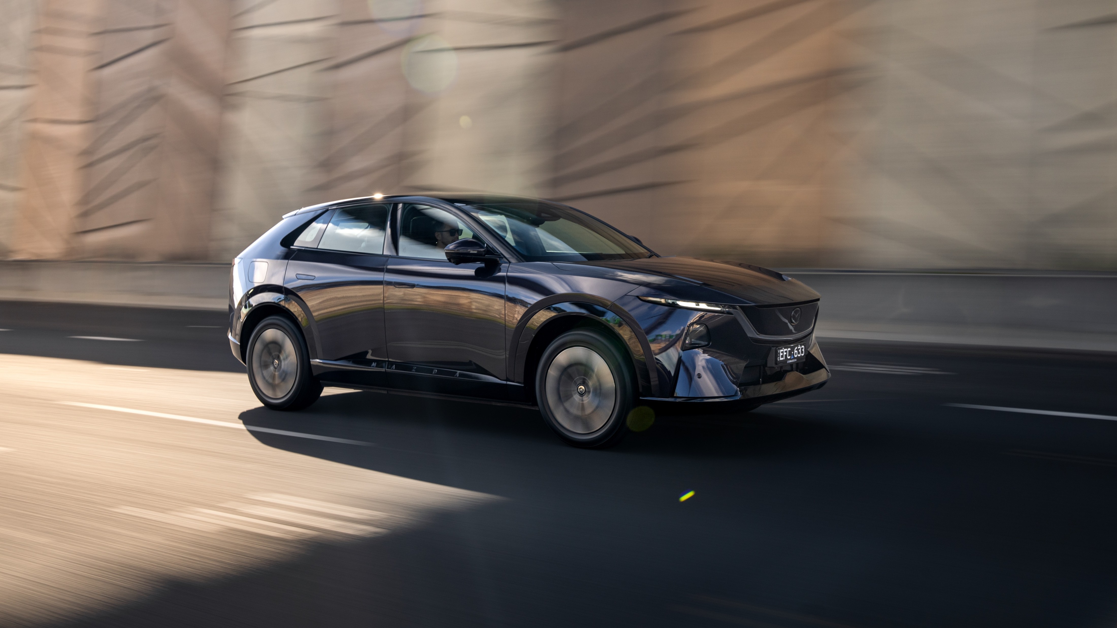 Mazda CX-6e